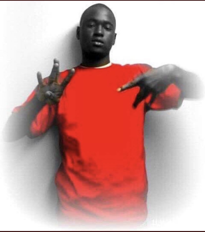 blackee_chan's tweet photo. Happy birthday Goozoo!🥳You are still missed my brutha. I remember them Zen days 9th grade mr earl class😂 and them walks home after school… #ripgoo https://t.co/sFa5jICSyz