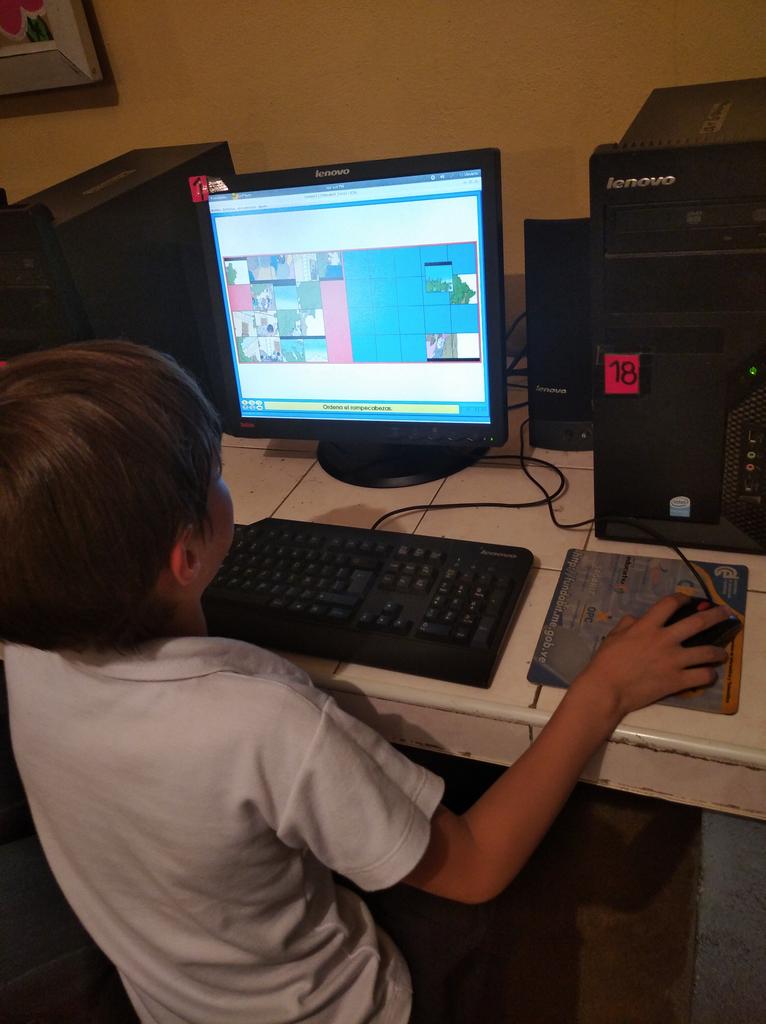 Cbit Giraluna tweet media