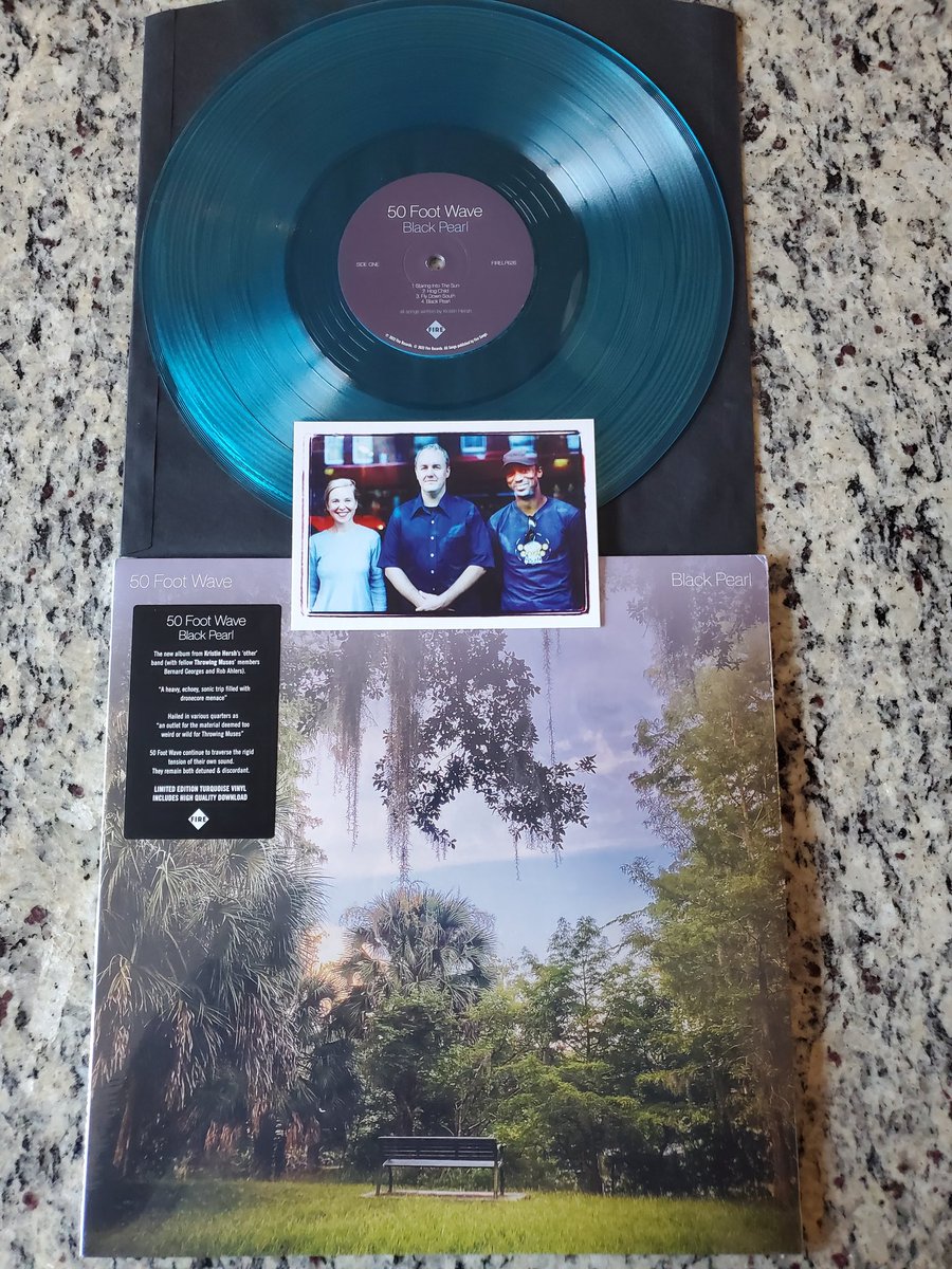 Oh, happy day! <a href="/kristinhersh/">kristin hersh</a> <a href="/50footwave/">50footwave</a>