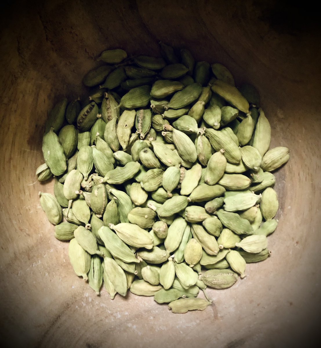 KyleBLeite's tweet photo. Restocked! Check out our Cardamom Pods! @ https://t.co/CHmec9YlKd
Cardamom is used in spiritual workings focused on Clarity, Focus, Courage, Desire, Lust, Love, Passion, Protection, and bringing Peace to the home.
#handmademagick #witchcraft #stregone #pagan #hoodoo #conjure https://t.co/NpLsX1dYTb