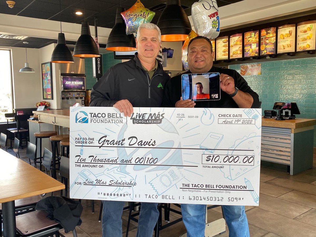 Want to know a secret?  One of the perks for working for Taco Bell is being able to apply for the Live Mas Scholarship!  Grant Davis from the Taco Bell in Lake Zurich has won this scholarship THREE times in a row! @agbellsllc #agbellschicago #ampler #livemasscholarship #tacobell