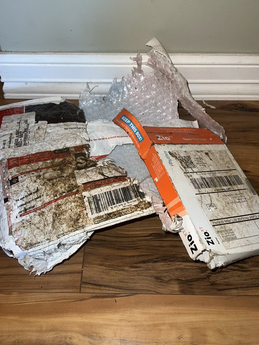 pr3141's tweet photo. @UPS Are your drivers inept and/or blind? Who leaves a package out when 3  of our dogs are running around??? #morons https://t.co/jbrGoh0sAJ