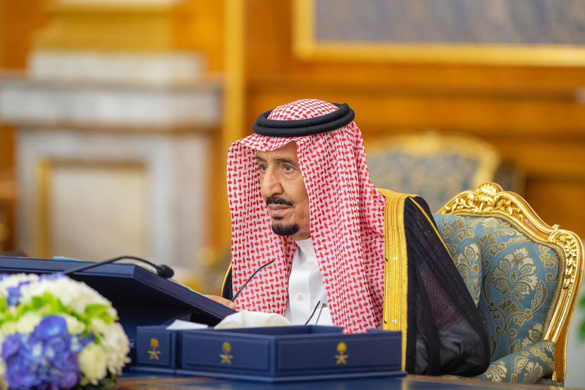 AJELNEWS24's tweet photo. #الملك_سلمان 

فخرنا وقائد مسيرتنا 

💚💚 https://t.co/GdEC2RTkCT