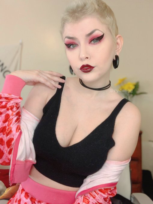 the blonde fauxhawk is baaaaaack!!! 💕☺️ https://t.co/0ZBxME6vgS<a href="/tag/mvsales"class="tags"><span>#mvsales</span></a>