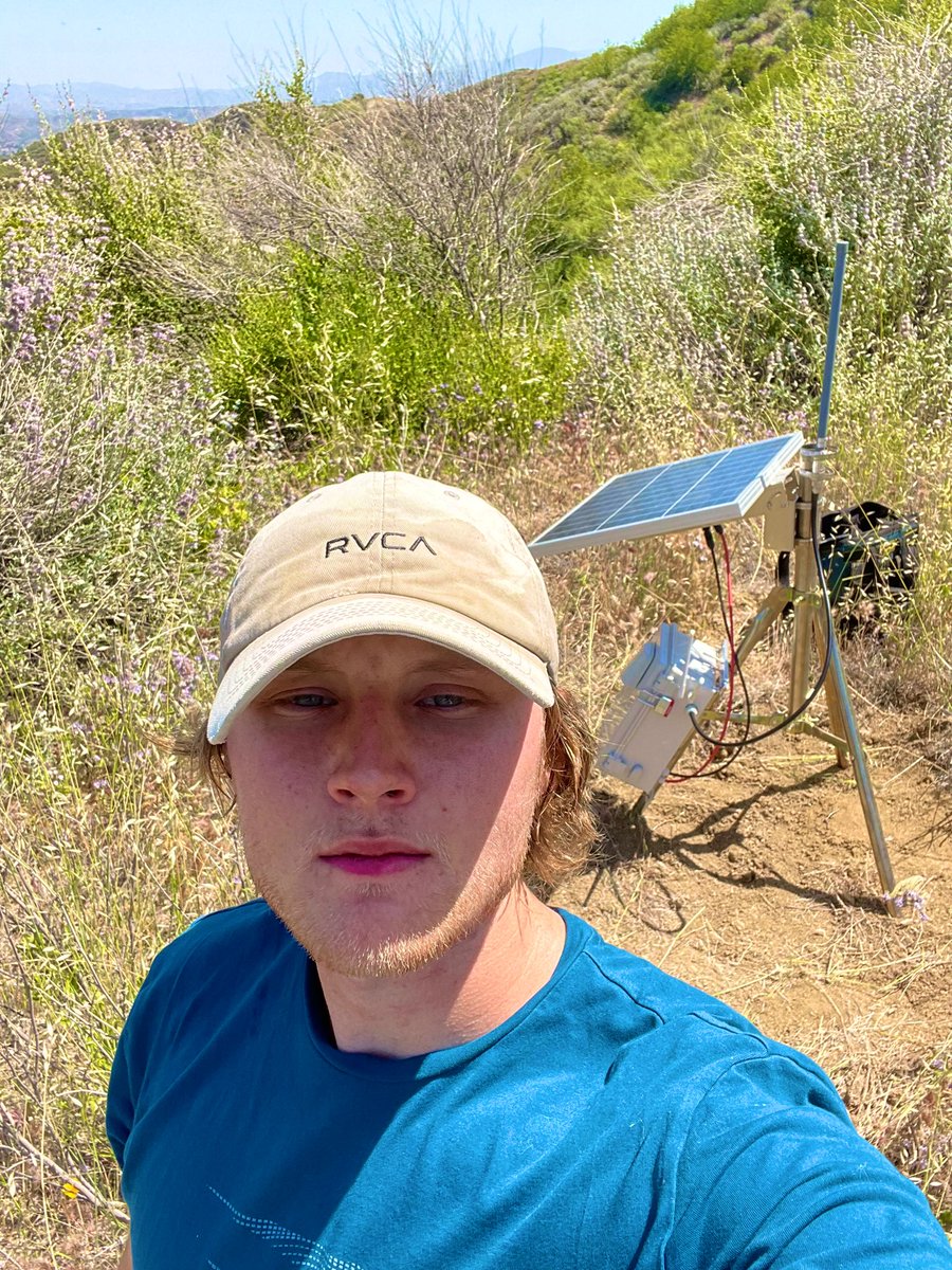 Another rig up and running. Aiming for four more! Also expect some big projects with sensors coming soon.  <a href="/helium/">Helium🎈</a> <a href="/sensecapmx/">sensecapmx 🎈</a> #HNT #ThePeoplesNetwork