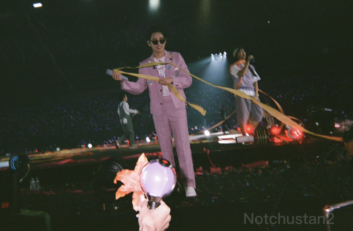 notchustan2's tweet photo. Permission to Dance Las Vegas on Film📸 https://t.co/Ku04kh1zns