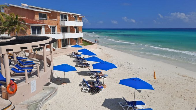 Las #Vacaciones que te mereces...  ☀️⛱️😎
#felizmartes