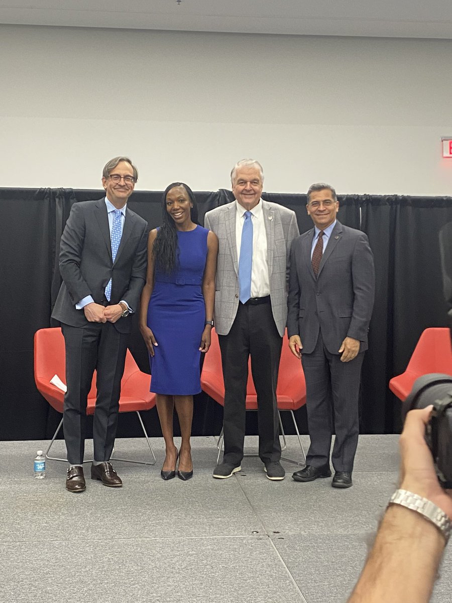 DR_BCW's tweet photo. It was an amazing day acknowledging many of those vital to Nevada’s healthcare system! @SecBecerra @GovSisolak @RenoDrew @Madeline_Burak @MeghinDelaney @d_absolut_truth @robbtim176 #Dr_BCW #beyondclinicalwalls https://t.co/gxX2IKH6m1