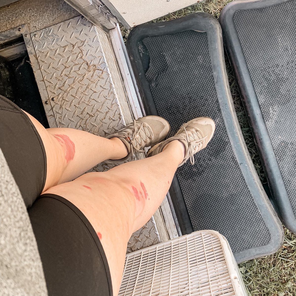 Happy #NationalVolunteerWeek ⭐️
I volunteer with <a href="/NPF/">National Psoriasis Foundation</a> because I am one of the 125 million living with psoriasis 💪🏼 I love connecting with and supporting others within the community, while advocating and helping to hopefully find a cure one day 💜🧡 #psoriasis #psoriasiswarrior