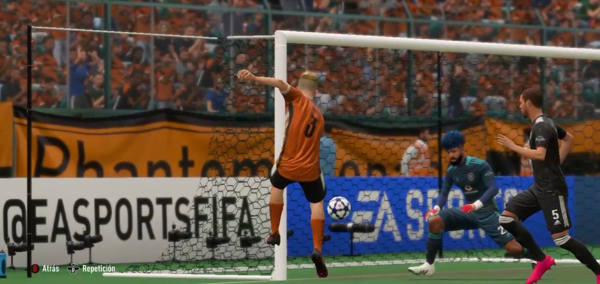 GamingWarsB's tweet photo. 🏆J.2 - 2ª División #VFOgg

⚔️
@PhantommenaceES 
1 - 0
@BlackPoisonES 

ENTREVISTA🎙️"No es grande aquel que nunca falla si no el que nunca se da por vencido, VAMOS A POR MÁS!" 
@DarkZeusHD 
 
⚽️ ELJONASOO (91') MVP ⭐️
 
💻https://t.co/rqjrJvo41s https://t.co/tnN5vKAXc1