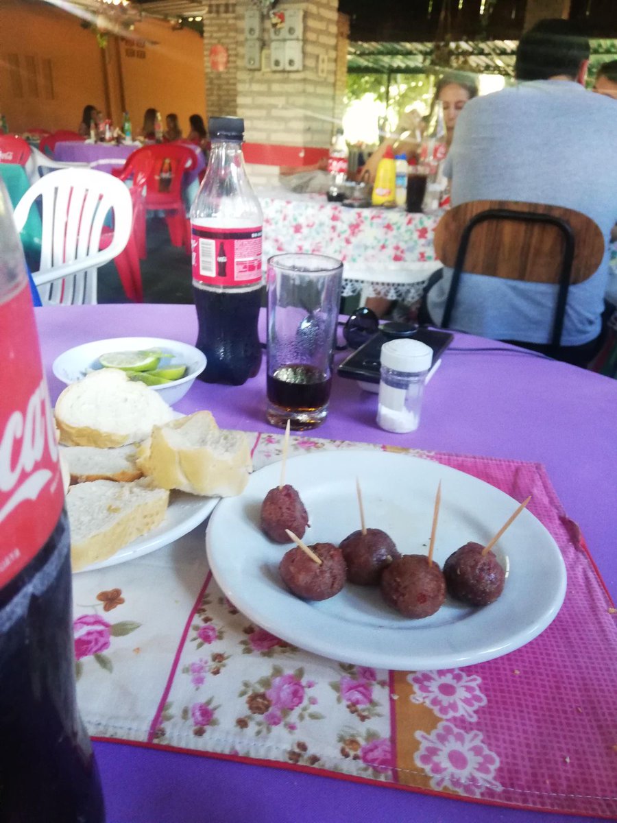 natigrabowski's tweet photo. La super entrada "chorizo" de Ña Ñeca JAJAJA https://t.co/vUEqfYJEj8