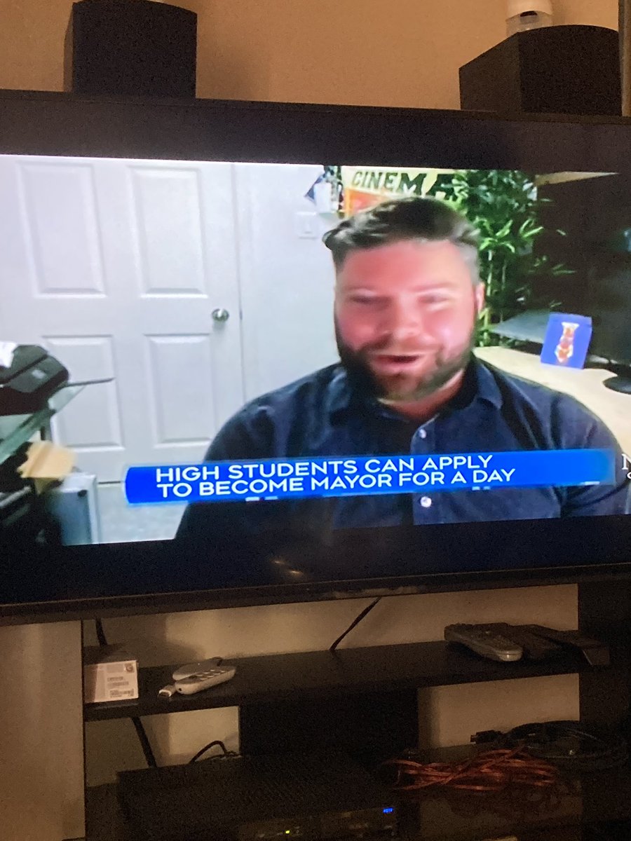 KimCoreau's tweet image. Ummm….Thoughts for Ottawa News? lol @danieltosh