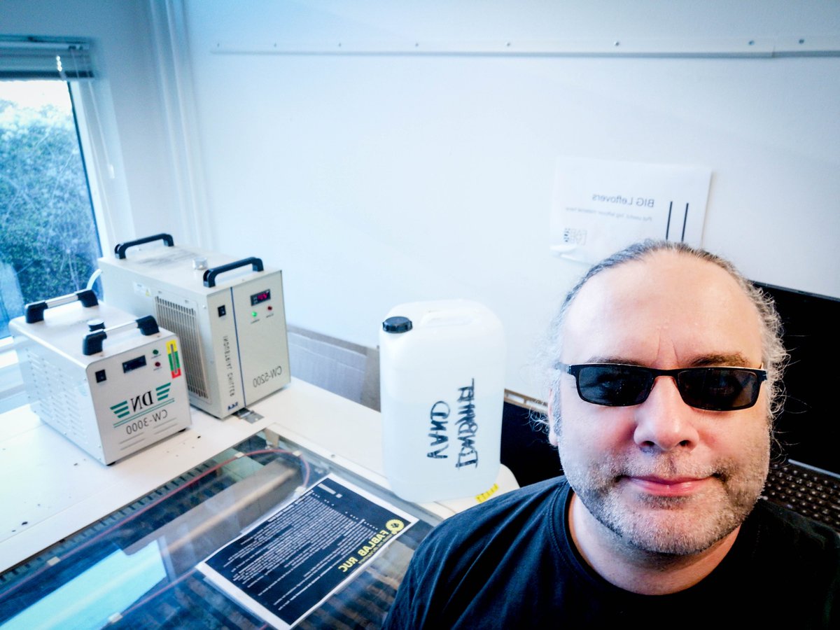FabLabRUC's tweet image. Laser 1 is now working again - cooler replaced, coolant circuit filled up with distilled/ion exchanged water, alarm circuit rewired. We now have 3 large laser cutters working again. @roskildeuni @fablab #mitruc #lasers //Nicolas