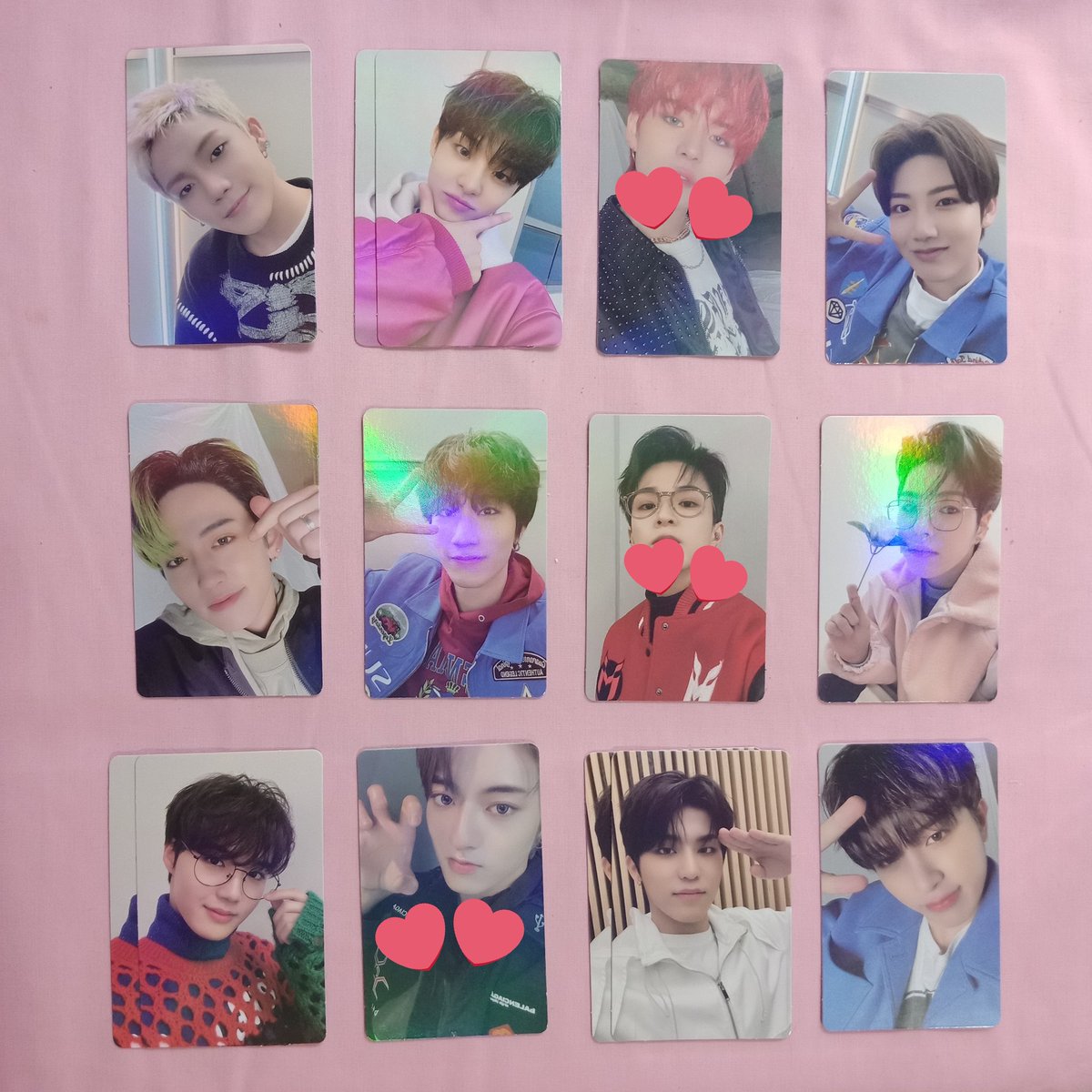 pinktreasureph's tweet photo. #PinkTreasurePHSale ✨

All set pc for only P250!
-PAYO
-with sleeves &amp; freebies

reply mine + member
❌MARKED PC NOT AVAILABLE❌

🏷wts lfb treasure trsr holo weverse pob tss sell sale https://t.co/cidJq0bKQf