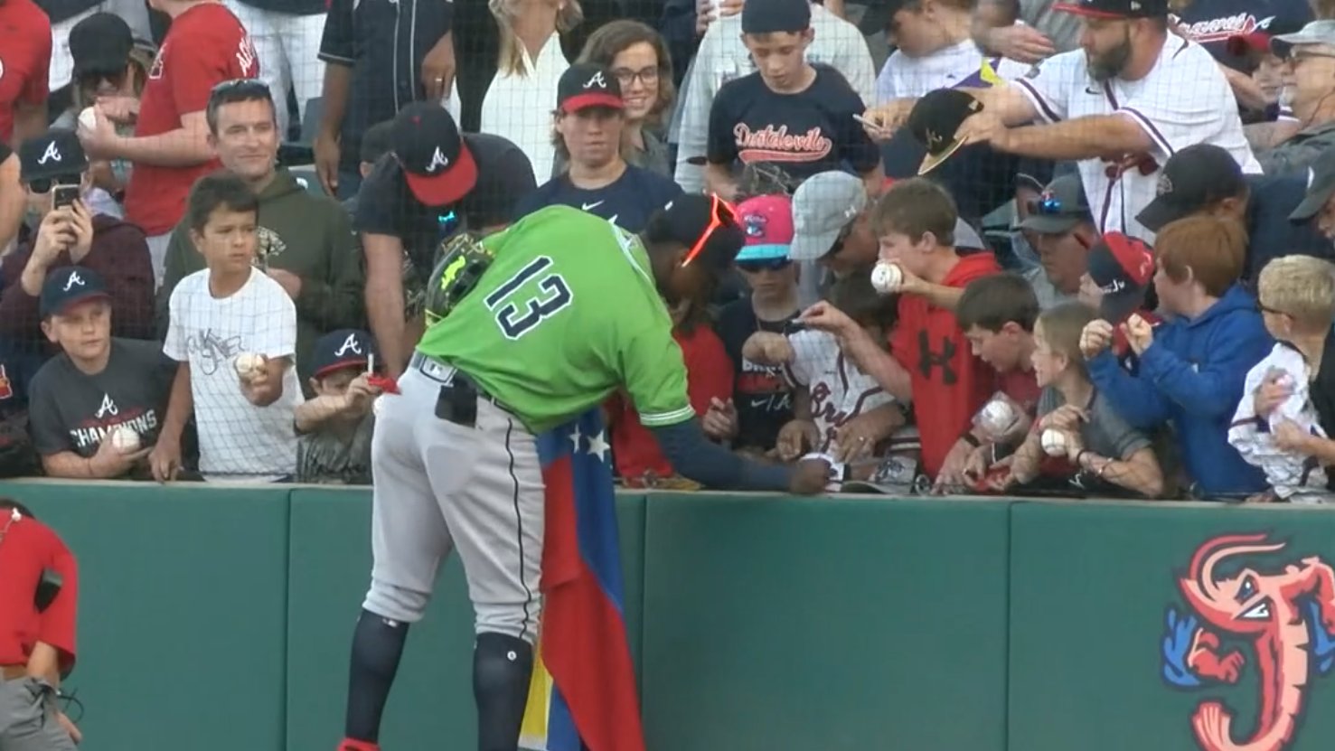 acuna stripers jersey