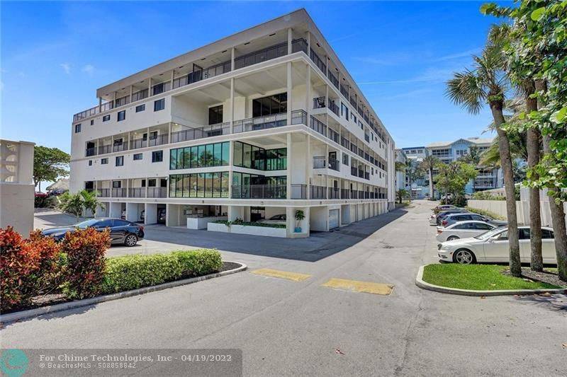 dsweeney70's tweet photo. 665 SE 21st Ave #503, Deerfield Beach, FL 33441 just hit the market! Call me today at 954.816.6521 to see this Oceanfront Deerfield Beach condo in person. Take a look at this awesome space: https://t.co/BlVK2bFOYd https://t.co/GLTudwT1Qj