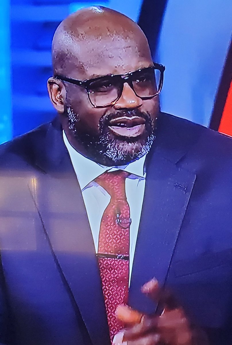 Loving <a href="/SHAQ/">SHAQ</a> 's eyewear choices lately. #NBAonTNT