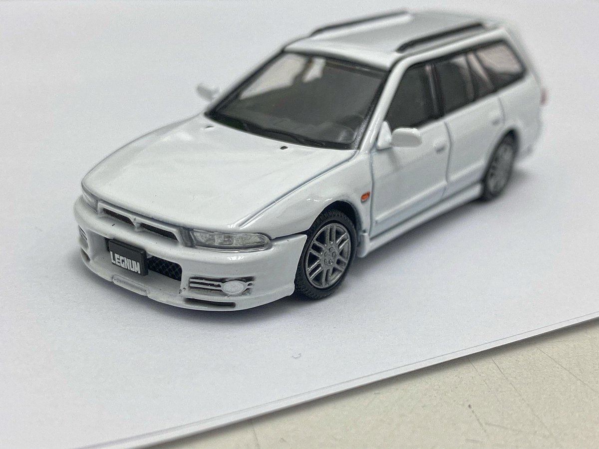 nao_1327z's tweet photo. ども✋
出勤後、ミニカーイジり🚗✨
1/64(トミカサイズ)にしては~
エアロパーツやホイール交換などできて大人のおもちゃです☺️
またレグナムってラインナップも~
マニアックでイイ😂
#ナンバーは群馬ナンバーに
#白いレグナム欲しくてわざわざ海外から取り寄せ
#BMCREATIONS
#LEGNUM #レグナム https://t.co/mcwOMBpVxT