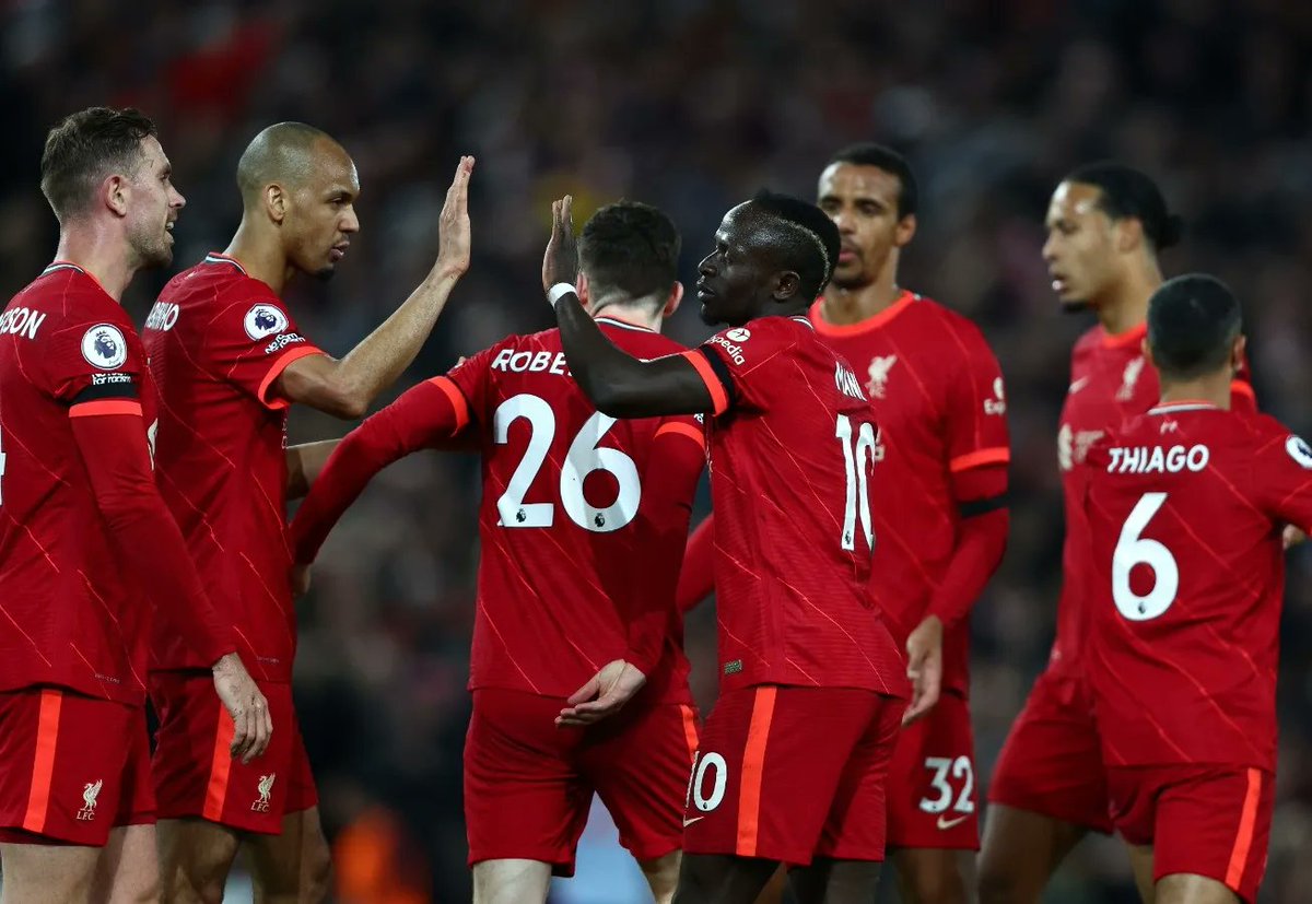 _fabinhotavares's tweet photo. What a night, boys. What a night, Anfield! 🙏🏽🙌🏾 #YNWA https://t.co/gm9i3Hzx7k