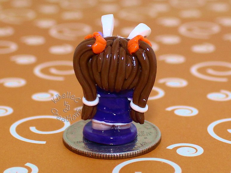 KBelleC's tweet photo. Broke the 1-inch rule, but it was fun! At slightly >1" tall is a #Gambler-inspired miniature figurine from #GirlsXBattle2!  She stands atop a US quarter for reference
#app #gamer #fanArt 
#polymerClay #Sculpey #Premo #handmade #kawaii #chibi #otaku #KBelleC #ClumsyArtistCreations https://t.co/BzshOH6rXh