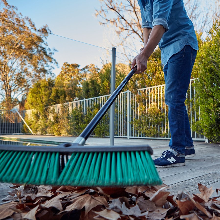 NorthEastWater's tweet photo. When the leaves come down this autumn, don't use your hose to clean up decks and paved areas - sweep or rake instead. #waterwise #targetyourwateruse #PWSR https://t.co/LFGXBlDaUN