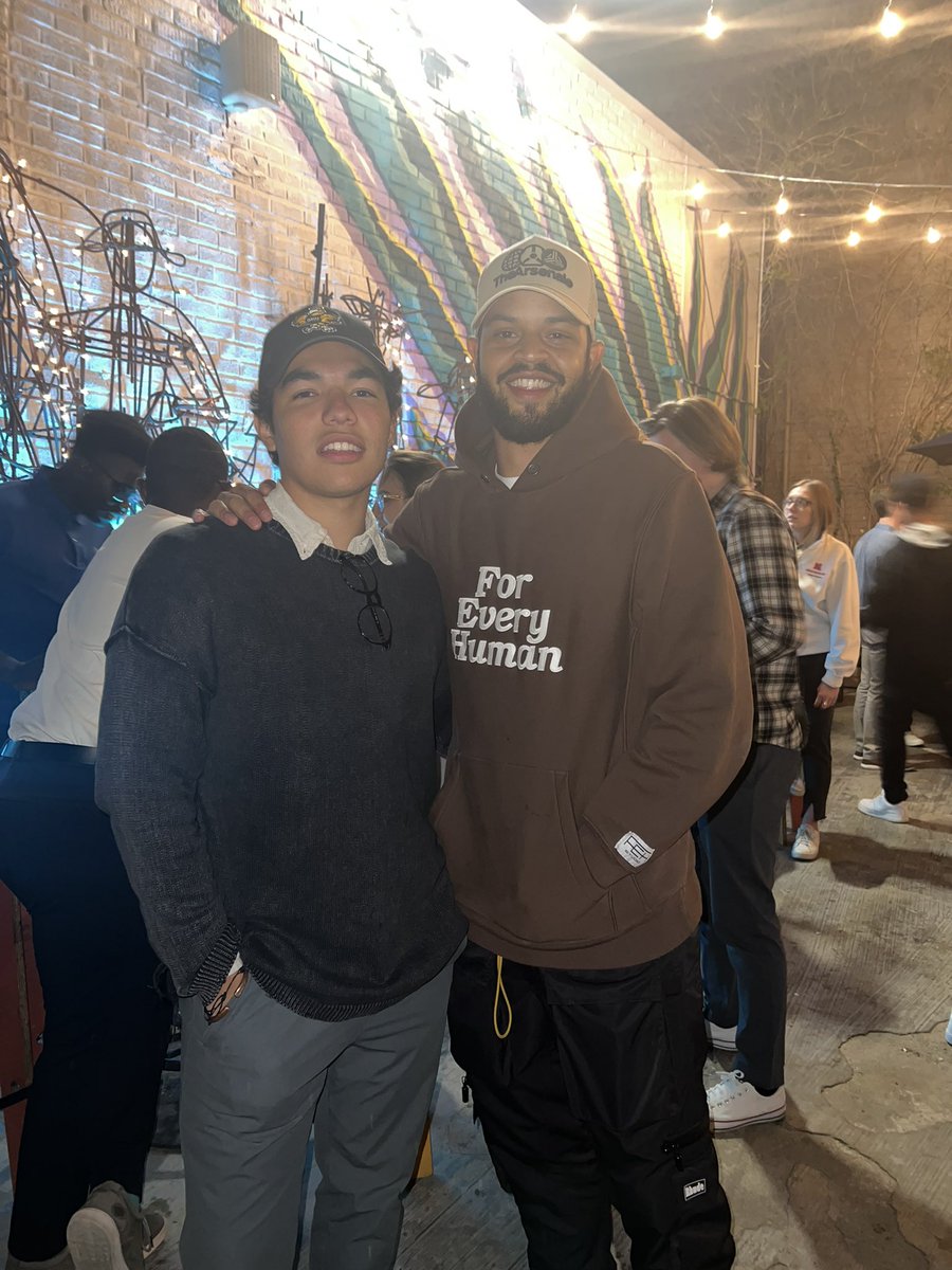 dani_amarques's tweet photo. This Saturday, M&amp;G Journals had its first community event.
It was amazing to connect with so many founders &amp; fellows that flew in for @TulsaSW.

Special thanks to the @UndercoverVC fam for keeping me involved and hungry for innovation.
It’s just the beginning. https://t.co/JRRldtcyyR