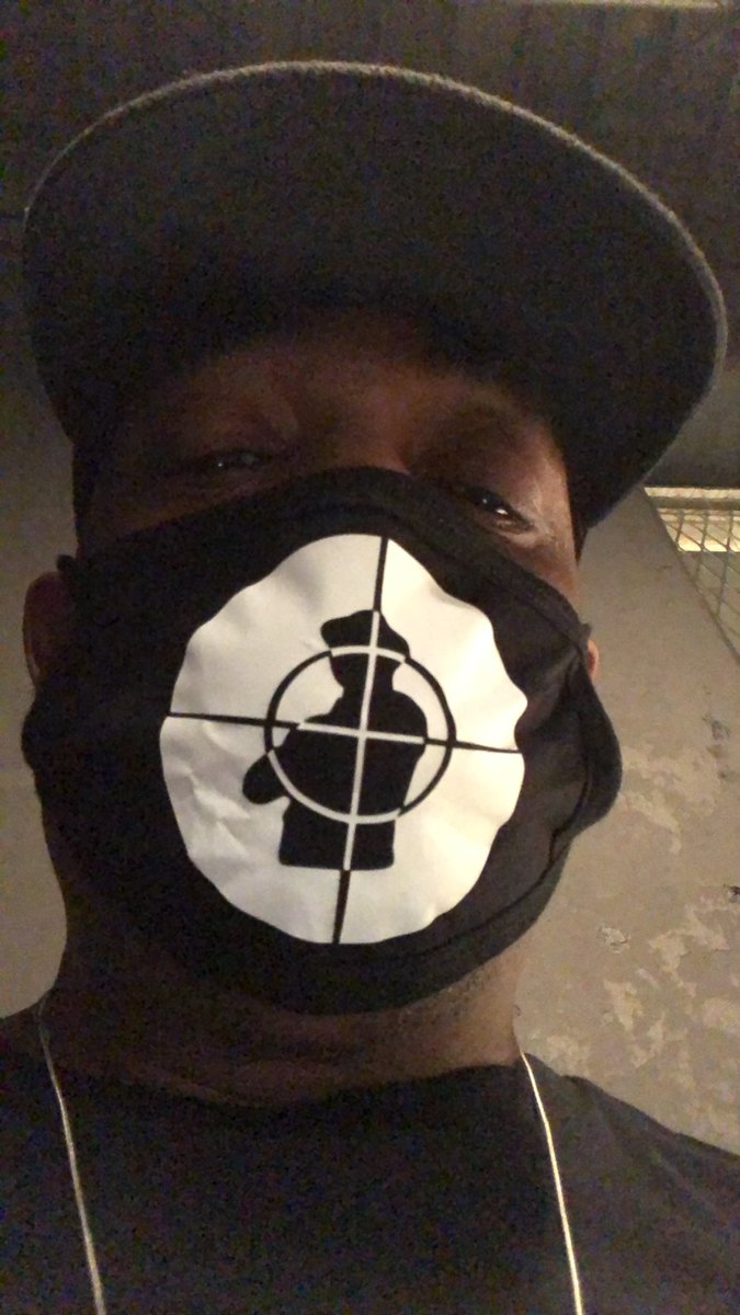 Chuck D tweet media