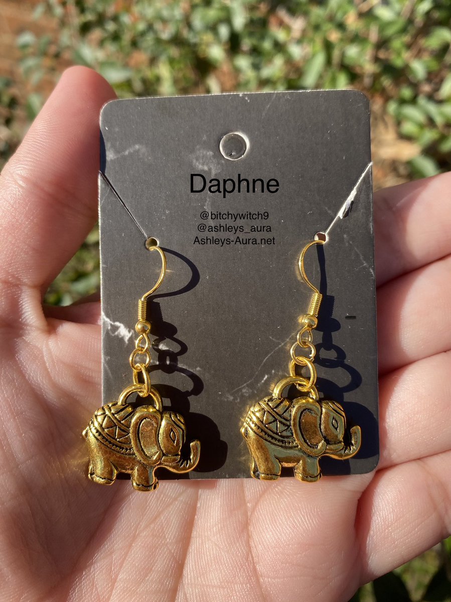 BitchyWitch9's tweet photo. Use code REESE for 15% off the last pair of elephant earrings!! Link below!! 🐘 https://t.co/NSPrMTc8Rr