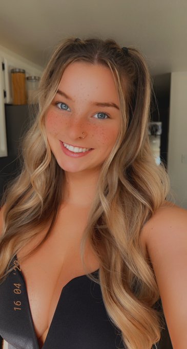 Live!:) https://t.co/fPTBKpYJWz https://t.co/CHuDkeqGlJ