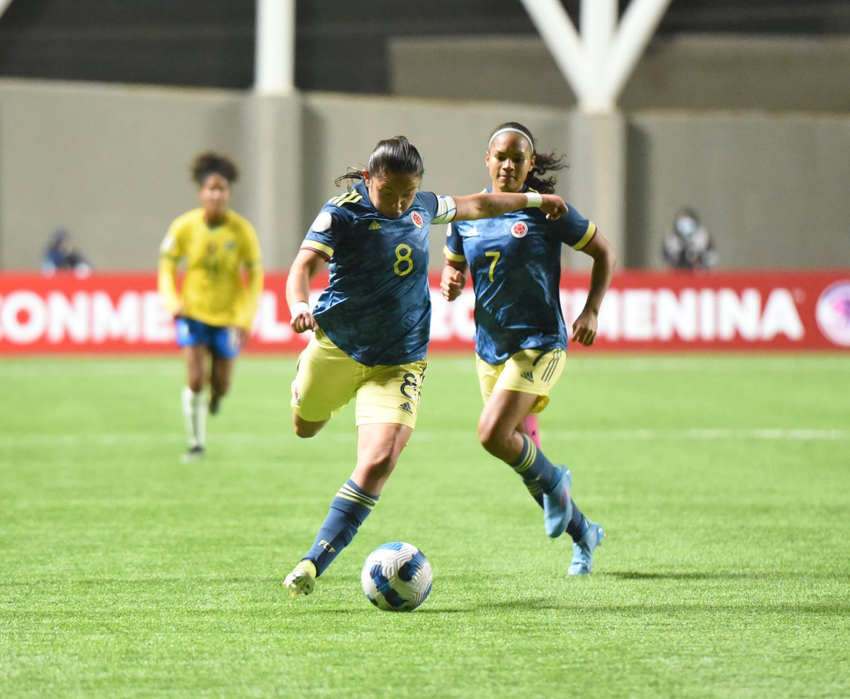futboldereserva's tweet photo. La Selección Colombia 🇨🇴 Sub 20 femenina cayó 3-0 ante Brasil en el debut de la Ronda Final del Suramericano.

#FútbolDelReserva #FútbolFemenino #SuraméricanoSub20 #Fútbol https://t.co/asIk6vsimy