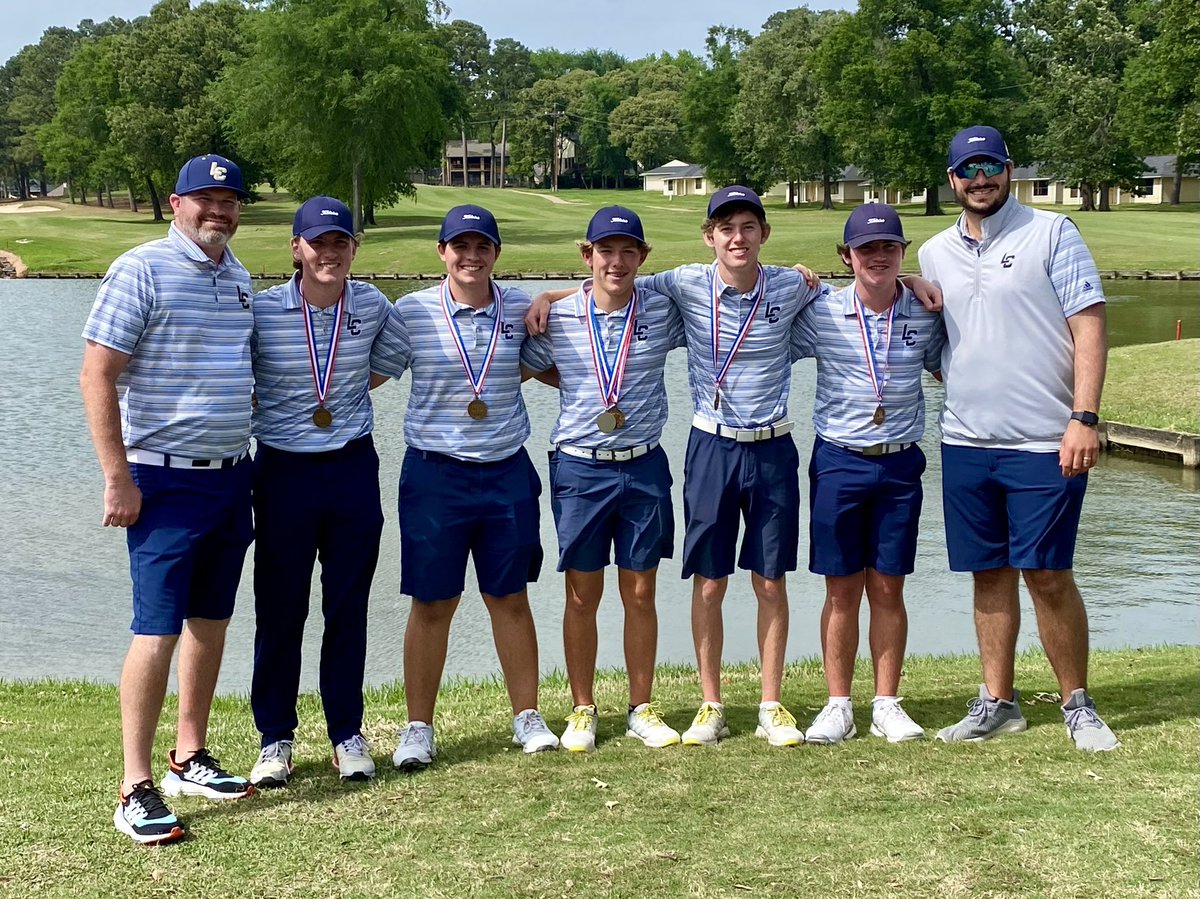 LakeCreekgolf1's tweet photo. Not the finish we were looking for, but one goal was accomplished nonetheless! WE ARE GOING TO STATE! The Lions finished 3rd at regionals to advance to the state tournament for the first time in school history! Brody Knowlton played well to place 2nd individually! Way to go boys! https://t.co/LHgrv7t06O