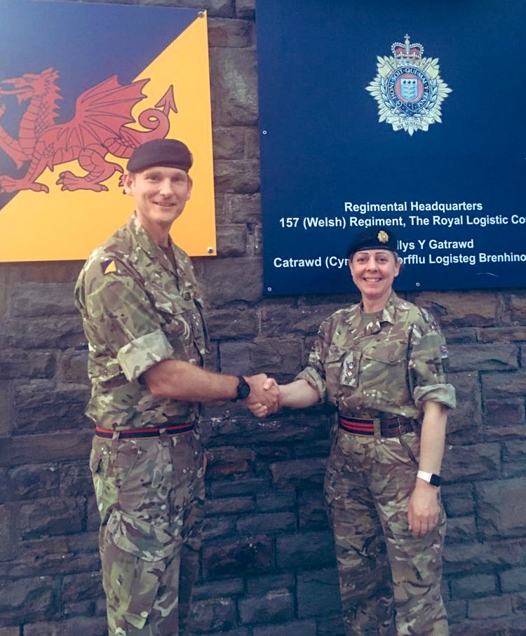 Keys to the mighty <a href="/157_Welsh_Regt/">157(Welsh) Regt RLC</a> handed over. Thank you to all who have supported me on the journey. It’s been a fantastic ride. 💪🏻🏴󠁧󠁢󠁷󠁬󠁳󠁿<a href="/ArmyInWales/">British Army in Wales</a> <a href="/ArmyComd160X/">Commander 160th (Welsh) Brigade</a> @101_Log_Bde <a href="/LogComd/">Comd Log 3(UK)Div / 101LogBde</a>