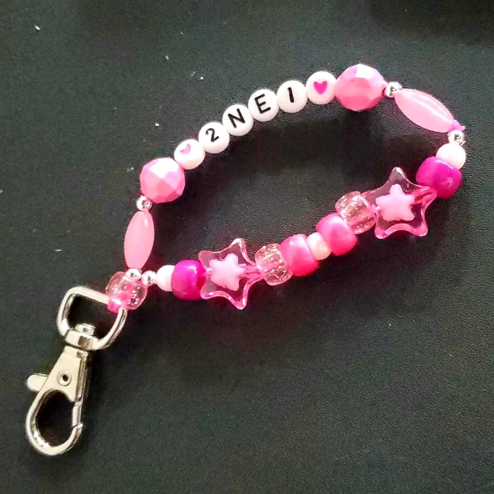 Amaris_sa's tweet photo. 💖 https://t.co/CLvexIBFsk