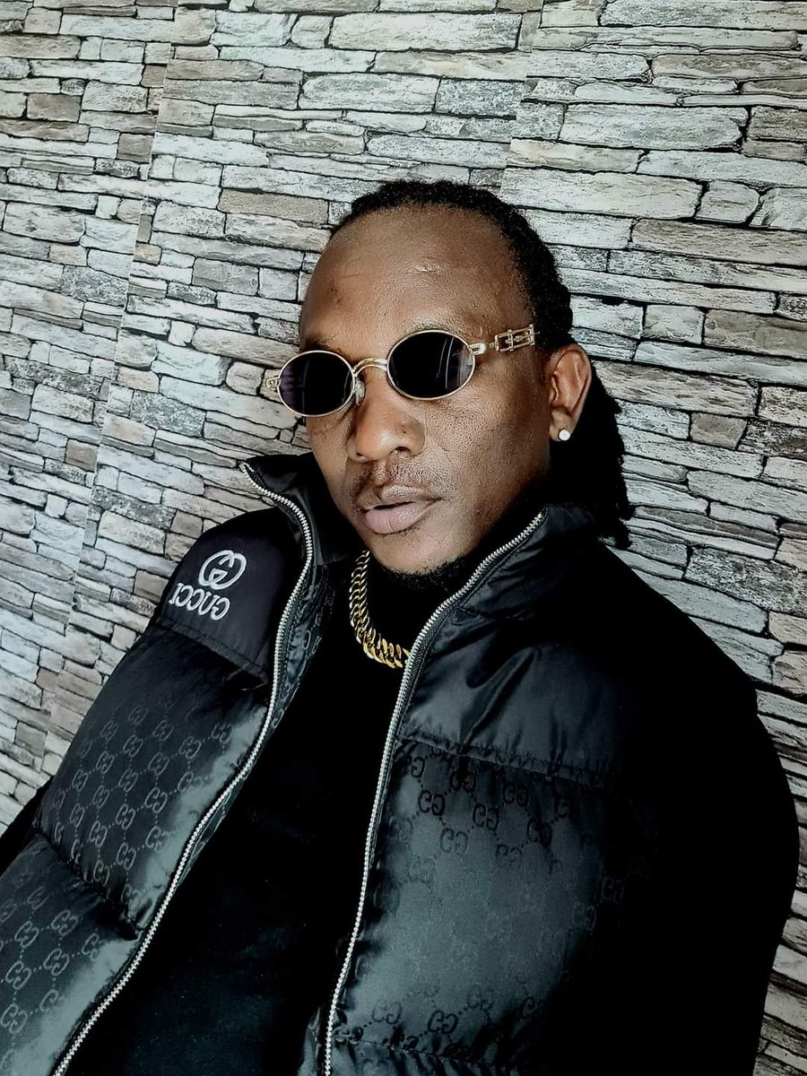 Ricklovepromot1's tweet photo. Reposted from @bigfizzo1
APPRENEZ ร UTILISER LA CRITIQUE COMME CARBURANT ET VOUS NE MANQUEREZ JAMAIS D'รNERGIE. ๐ฆ
#baddadandem #newchapter #champion #bantubwoy #bantubwoyent #yourIdol #YourRoleModel https://t.co/OAqJyxt1U3