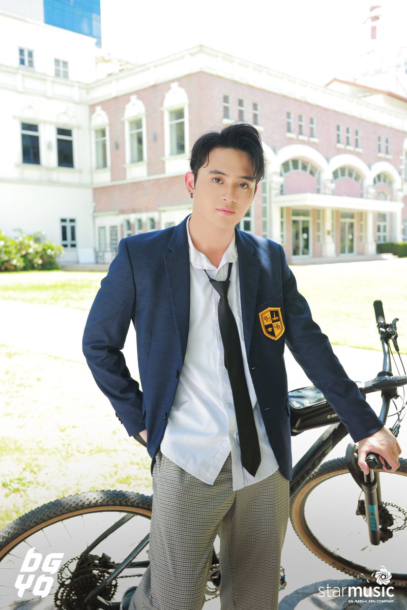 StarMusicPH's tweet photo. #BestTime_BGYO | Concept Teaser
@BGYO_Akira - School Boy Ver. 

🎧 04.22.22 (12MN PHT)
🎥 04.22.22 (10PM PHT)

PRE-SAVE here: 
🔗https://t.co/6GMbYZ5FTk

@bgyo_ph
#BGYO
#HesIntoHerSeason2 
BGYO SCHOOL BOY VER.
D-2 TO BEST TIME https://t.co/bakJPon72F