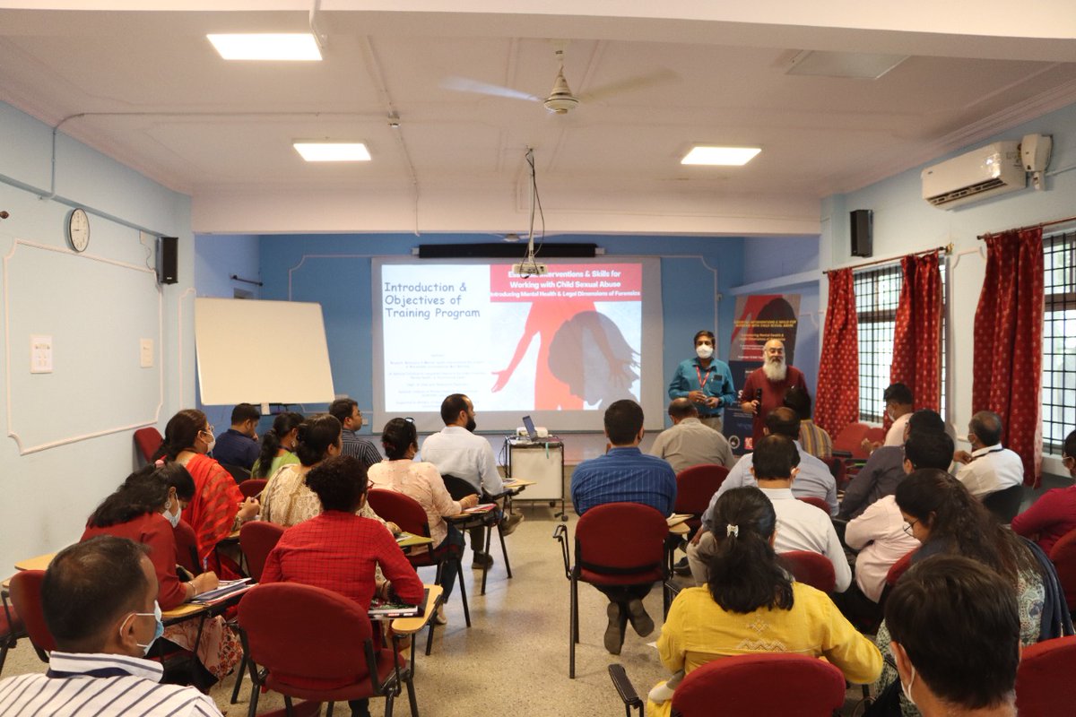 nimhans_CPC's tweet photo. SAMVAD kick starts its in-person training program on Essential Interventions &amp; Skills for working with #CSA. Dr. Seshadri says, "We owe it to children who endure abuse, to possess the skills and knowledge to assist them."
#10yearsofPOCSO #ChildForensics https://t.co/79o2OVjPXq