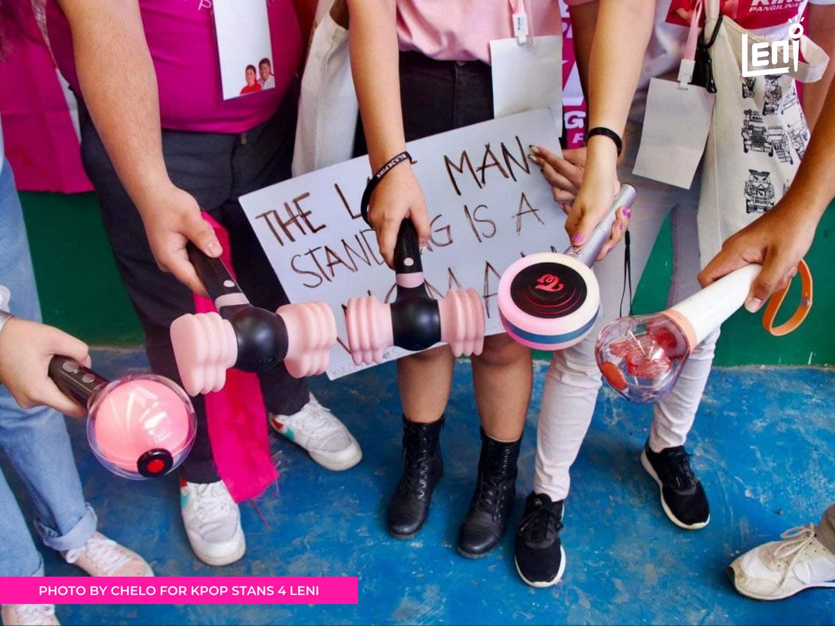 KPOPSTANS4GG's tweet photo. 📍Bukidnon
Grabe the Blink-Once-Army-Reveluv friendship. We felt the rhythm at nag-signal ito para mag-more and more at ddu-du ddu-dumami pa ang volunteers with luv sa following rallies.
#HelloFuturePhilippines
#KPopStans4LeniKiko
#LeniKikoAllTheWay
#IpanaloNa10ToParaSaLahat https://t.co/GjP6L4SYXz