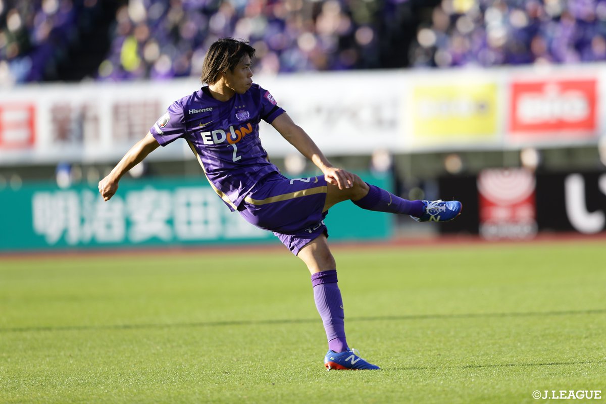 J_League's tweet photo. 🎂HAPPY BIRTHDAY🎂

本日4月20日は
#サンフレッチェ広島 
#野上結貴 選手の31歳の誕生日です✨

野上選手、
おめでとうございます🎉

@sanfrecce_SFC
#Ｊリーグ https://t.co/mtkJPrNB9u