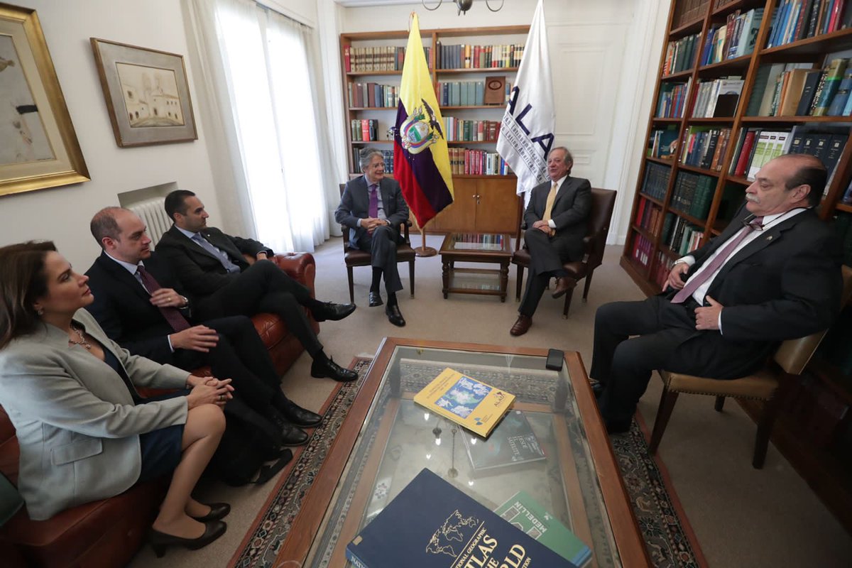 Coincidimos con la Asociación Latinoamericana de Integración <a href="/ALADI_SG/">ALADI</a> y su secretario Sergio Abreu en la importancia de fortalecer la unidad regional, a través de una Agenda Digital conjunta entre #Aladi y <a href="/ComunidadAndina/">Comunidad Andina</a>. Buscamos potenciar el comercio y la economía digital.