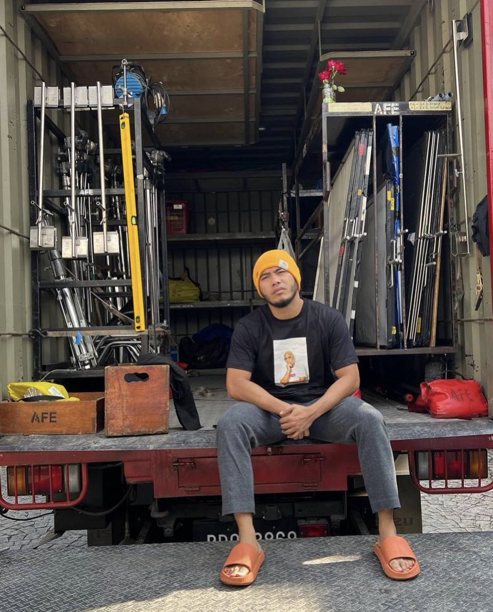 IAMABSTRAX's tweet photo. Terima kasih Issey & Ammar! #PokYaCongCodei Kemahh baju https://t.co/mtSfyXN8nH