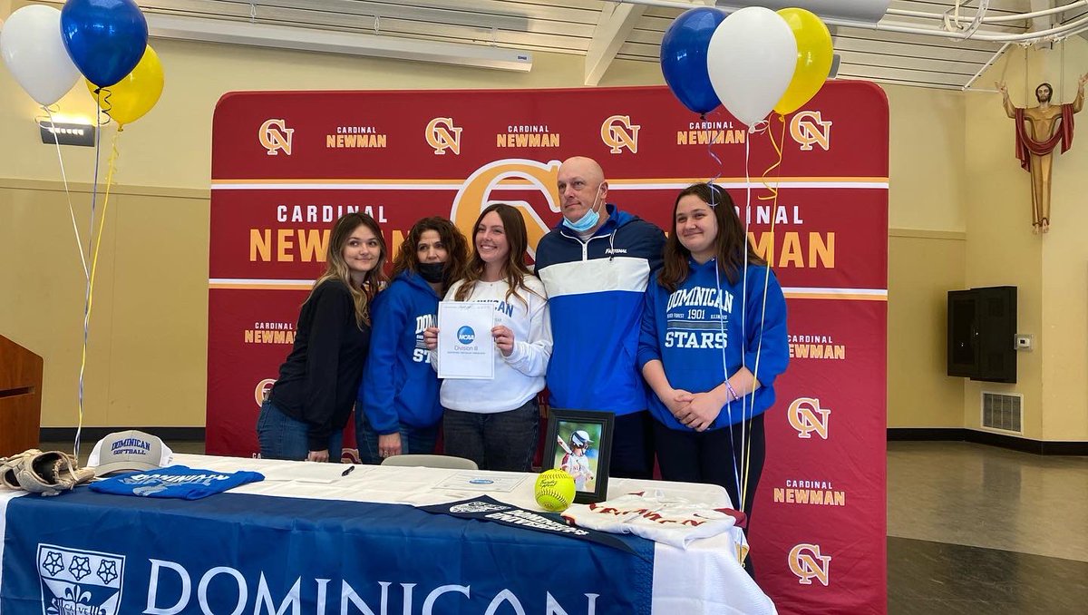Fanucr2's tweet photo. Stack Softball latest college commitments. Paytin Salfi continuing her softball career at Dominican University Chicago and Caitlyn Newburn continuing on to play for the US Academy at West Point!! Congratulations ๐บ๐ธ #stacksoftball https://t.co/h3kCHoKIk8