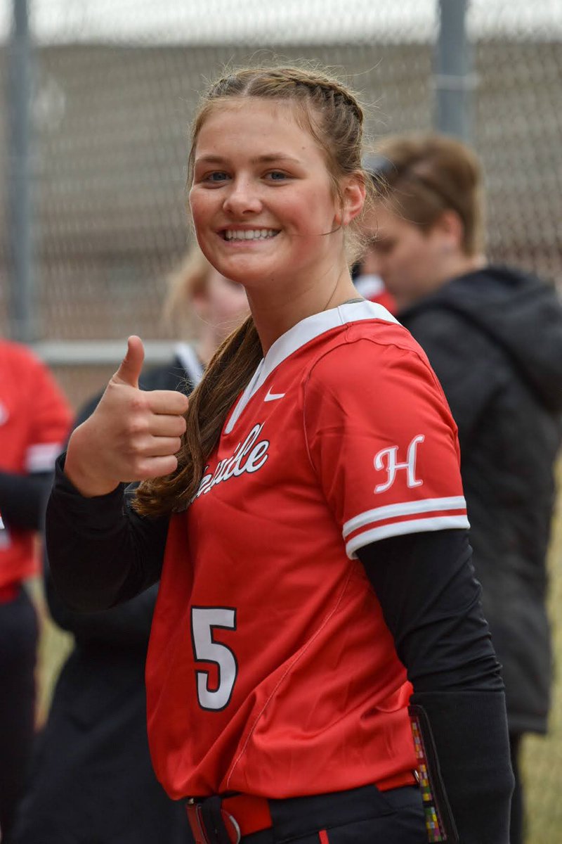 Hortonville Softball tweet media