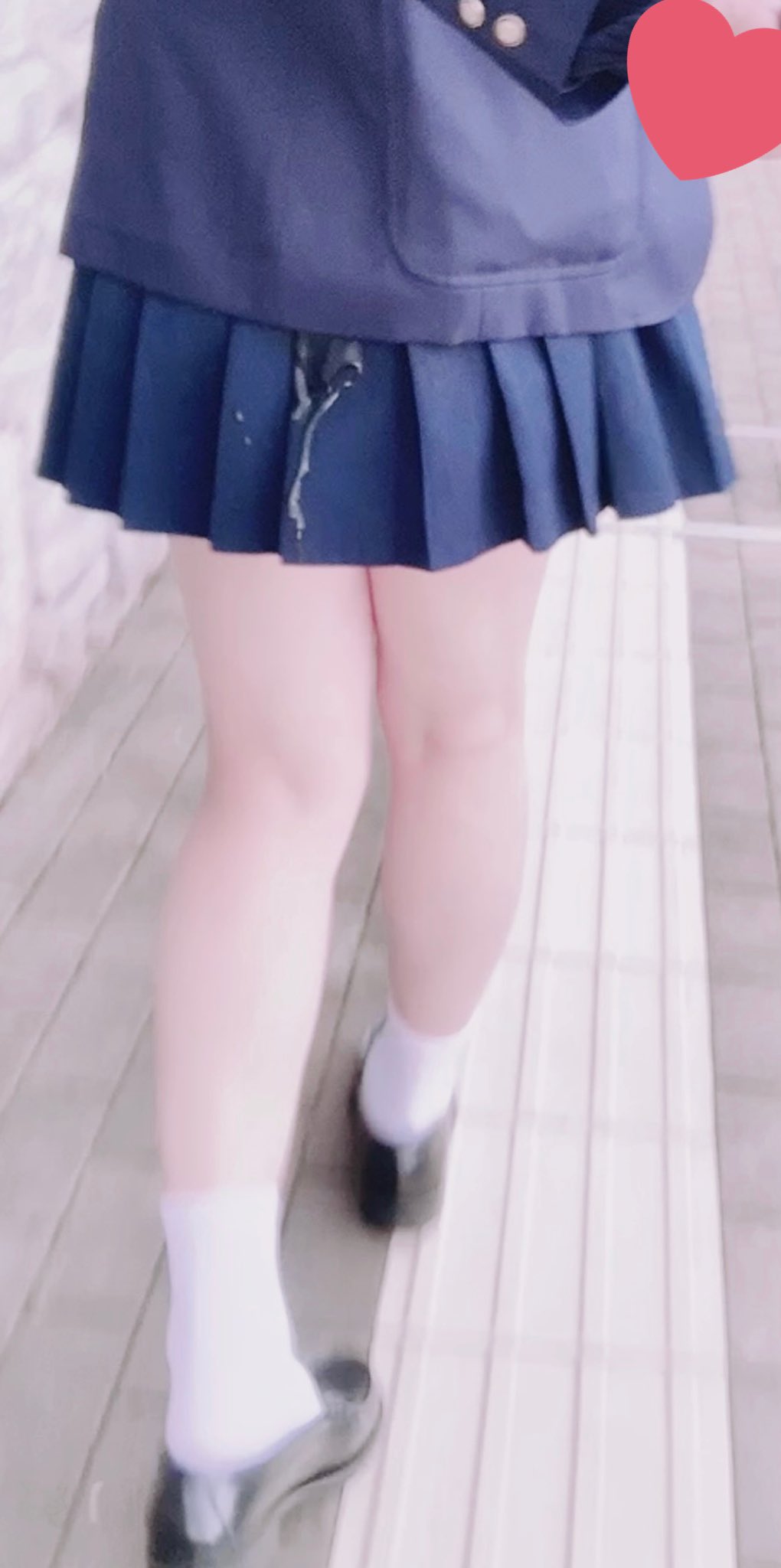 jk ぶっかけ スカート RT @naotty191:  あまり目立つと追いかけ回されるのでこのくらいの量が良いのですがもっともっと大量にぶっかけてみたい願望もあります💦 #女装女子高生 #女装ぶっかけ # スカートぶっかけ #制服ぶっかけ #精液 ...