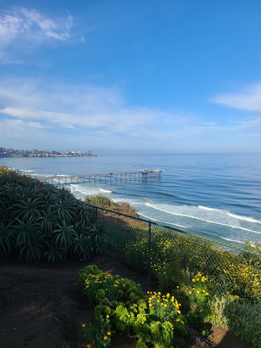 Day 1 at Scripps Institution of Oceanography for the East Pacific Rise Phenomena Design Team! #projectphenomena <a href="/speaglescience/">SPHS Science</a> <a href="/SanPasqualHS/">San Pasqual High</a> <a href="/SanDiegoCOE/">San Diego County Office of Education</a> <a href="/UCSD/">UC San Diego</a>