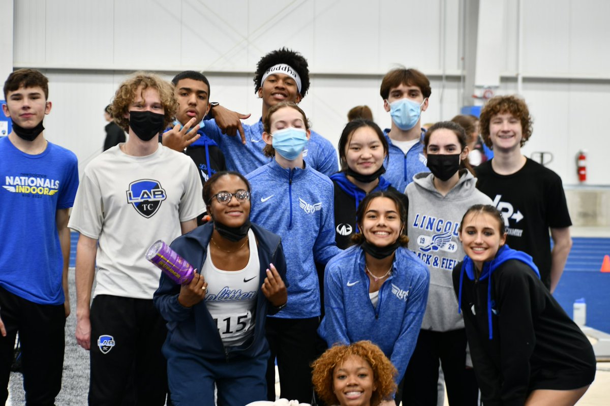 SplitterNation's tweet photo. Congratulations to Coach Ro, his staff, and our Men’s and Women’s Track & Field teams on their SWEEP over Monroe and Skyline tonight 🔵🧹⚪️ #SplitterStrong
Boys
Lincoln - 92
Skyline - 45
Lincoln - 74
Monroe - 35
Girls
Lincoln - 74
Monroe - 35
Lincoln - 94
Skyline - 42 https://t.co/Z9gVJH7E55