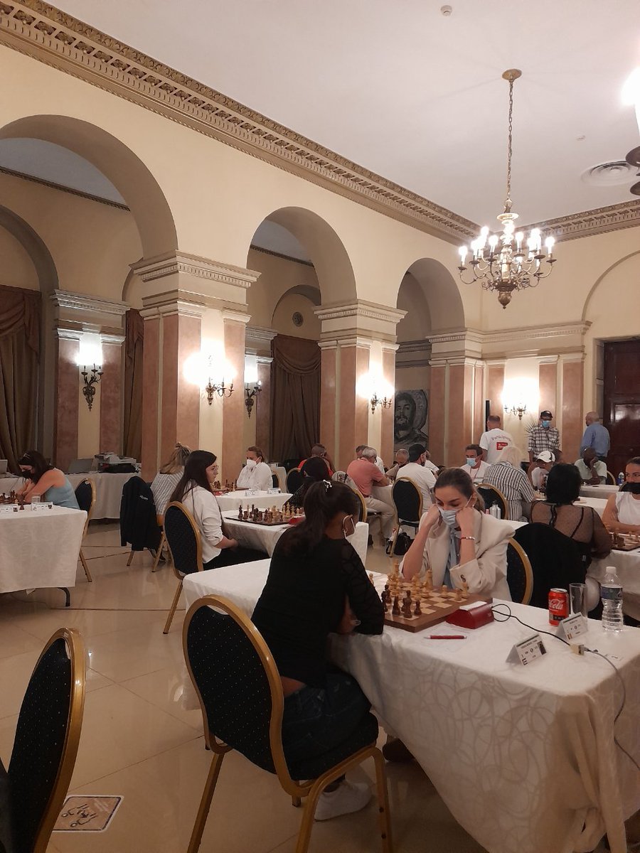 HNCuba's tweet photo. El #2022 es el Año Internacional del #ajedrez femenino.
👇 Esta 55 Edición del Torneo Internacional de Ajedrez ♟#CapablancainMemoriam acoge por primera vez un grupo exclusivo de mujeres.
#HotelNacionaldeCuba 🇨🇺 https://t.co/WoTusVE8vu