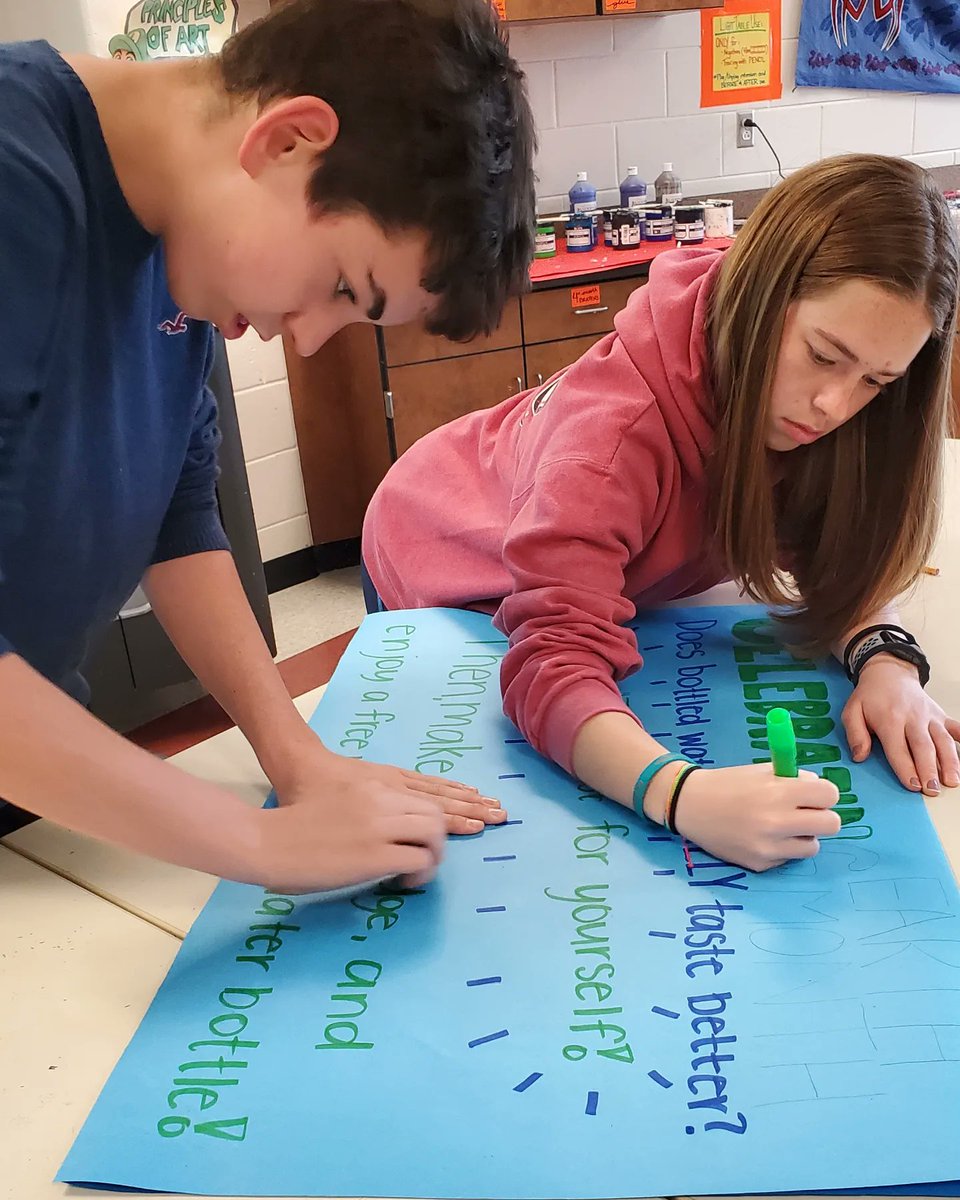 PHSRuriteens's tweet photo. EVERY day is Earth Day, but since 1970, we celebrate positive change for the Earth on April 22!🌍❤ Today we learned about the beginning of Earth Day, and ways to be more protective of our planet and its resources.
(Continued...) https://t.co/t9iCGADvT3