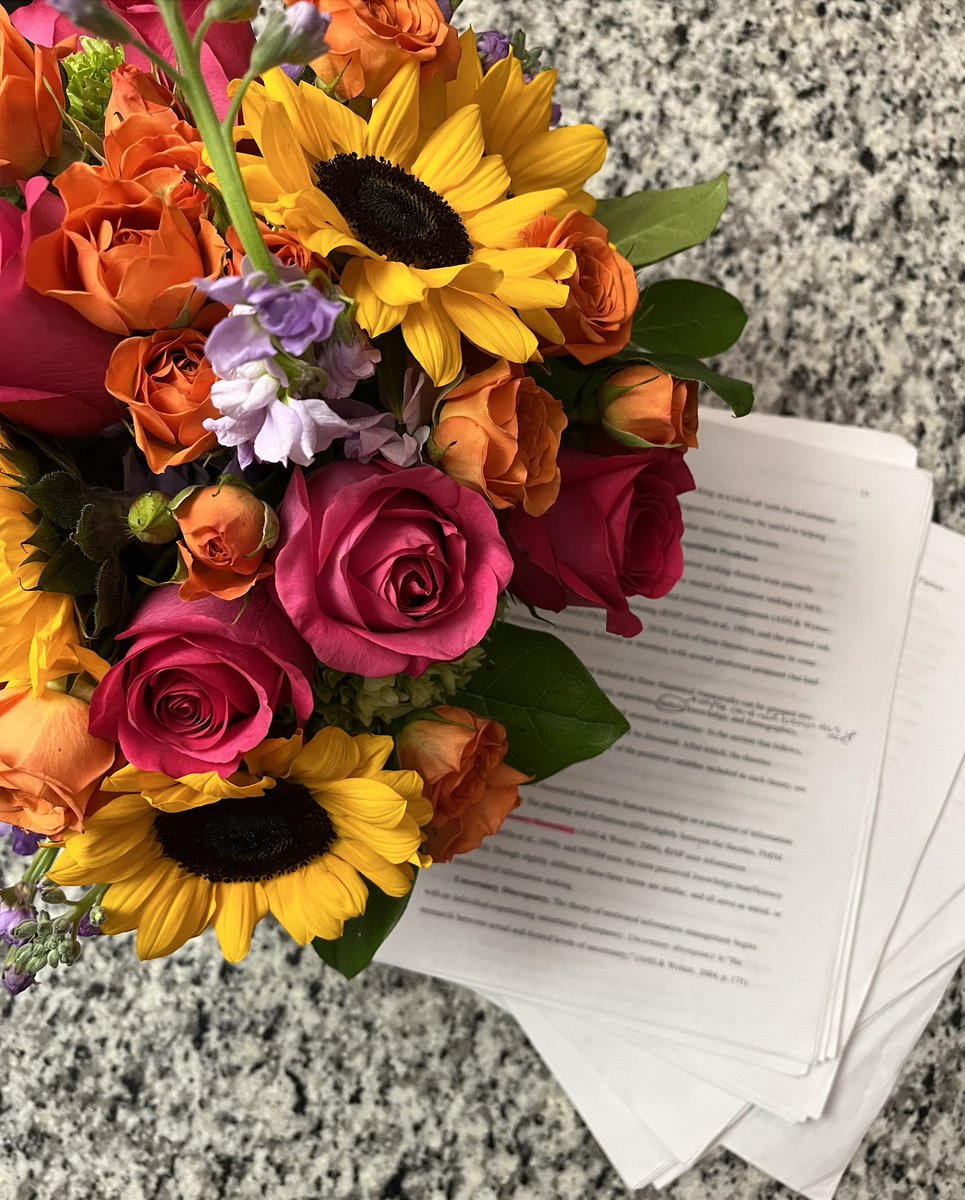 Nina_Freiberger's tweet photo. I have two reasons to feel lucky today.
1. I passed my comprehensive exams and am officially a doctoral candidate.
2. I have a friend so kind and supportive that she sent me flowers to congratulate me.

Both are grounds for celebration! https://t.co/QV8OODbh0H