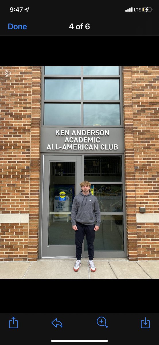 Had a great visit with <a href="/Coachragone/">David Ragone</a>. It was awesome to meet the staff as well as the players. They made me feel like I was part of the team. Looking forward to the camp!!! 
<a href="/PNTigerFootball/">Plainfield North Tiger Football</a> 
<a href="/EDGYTIM/">Timothy “EDGYTIM” OHalloran</a> 
<a href="/CoachBigPete/">Peter "Coach Big Pete" Leinweber</a> 
<a href="/DeepDishFB/">DEEP DISH FOOTBALL</a>