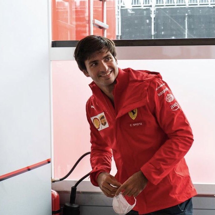 cssainz's tweet image. hey stupid, i love you